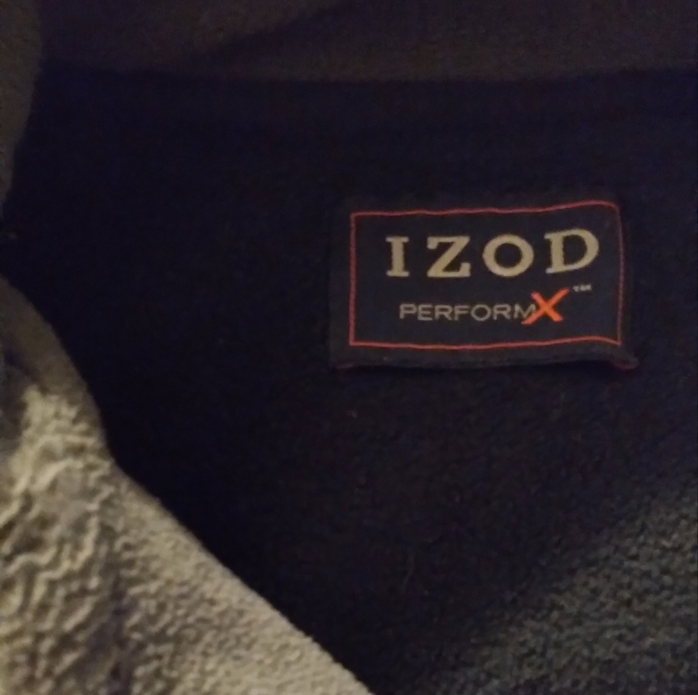 Size Large, IZOD Performance X Pull Over.